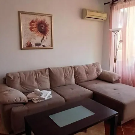 Apartment Страхотен Двустаен Апартамент